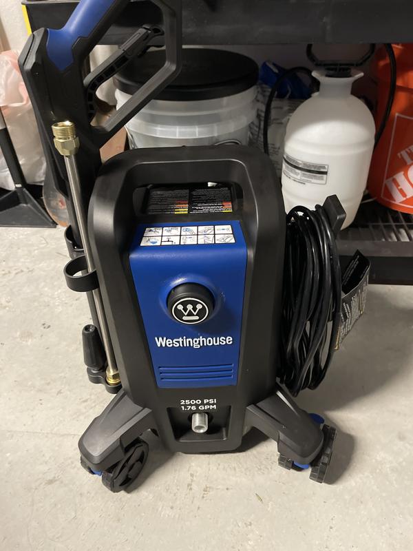 Westinghouse 3200-PSI, 1.76-Gpm Electric Pressure Washer with 5 Nozzle ,S