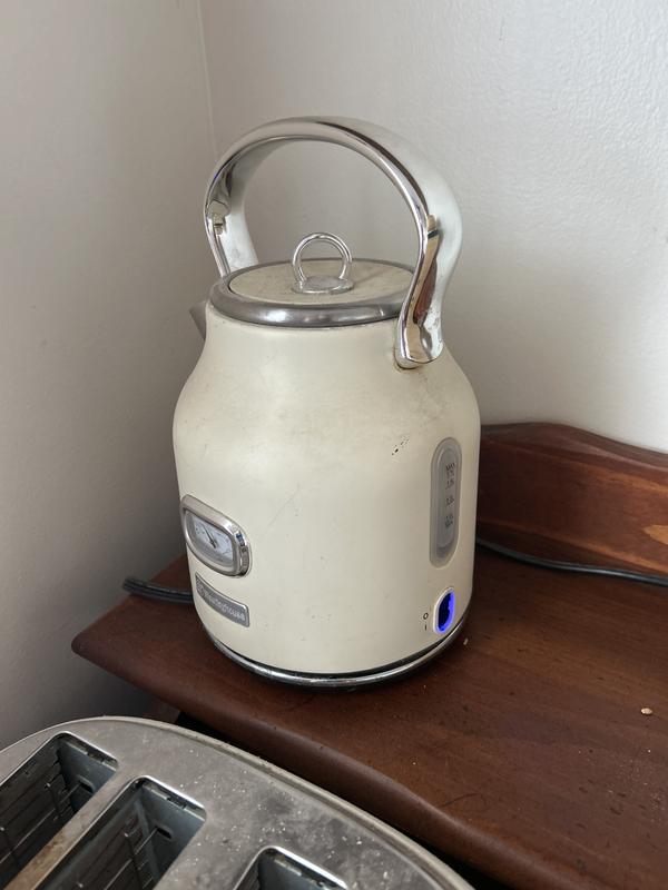 1.7L Retro Series Electric Kettle - White | Westinghouse