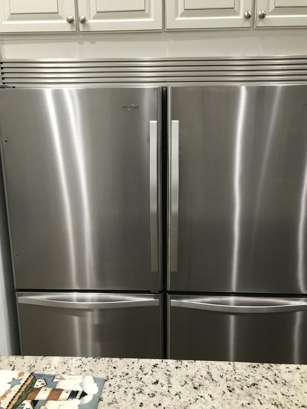 Stainless Steel 33 Inches Wide Bottom Freezer Refrigerator With Spillguard Glass Shelves 22 Cu Ft Wrb322dmbm Whirlpool