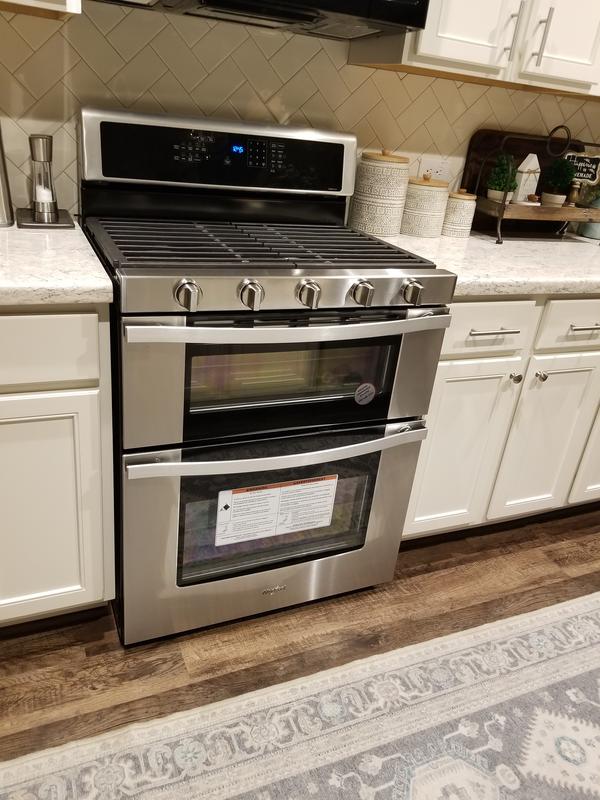 Whirlpool 30 Convection Double Oven Freestanding Gas Range With Sealed