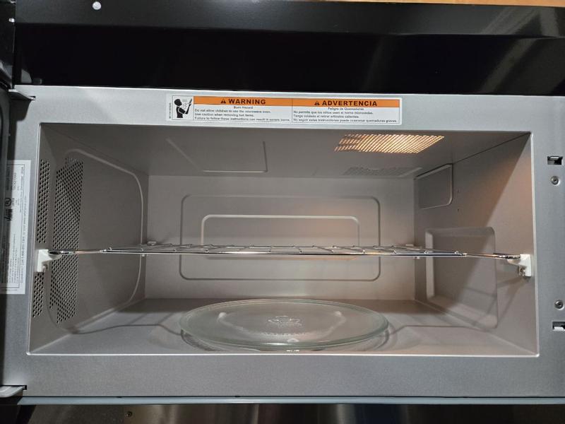 Whirlpool 1.9-cu ft 1000-Watt 29.88-in Over-the-Range Whirlpool 1.9-cu ft 1000-Watt 29.88-in Over-the-Range