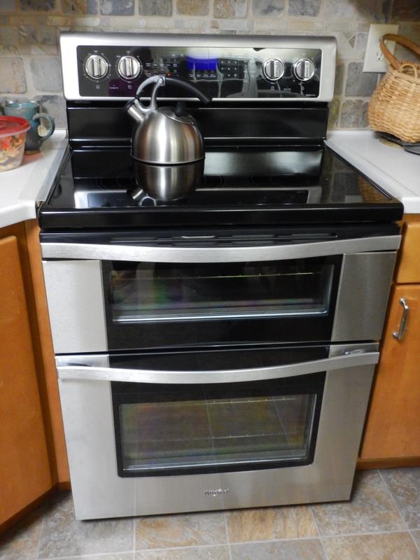 Whirlpool 6.7 cu. ft. Double Oven Electric Range with True