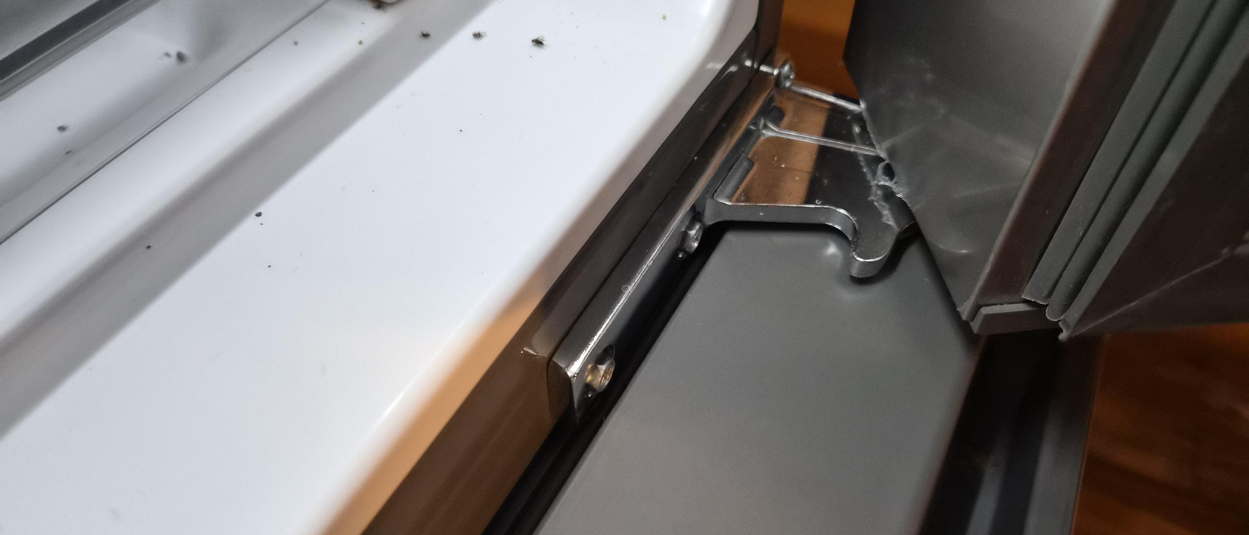 Image 3 of 4