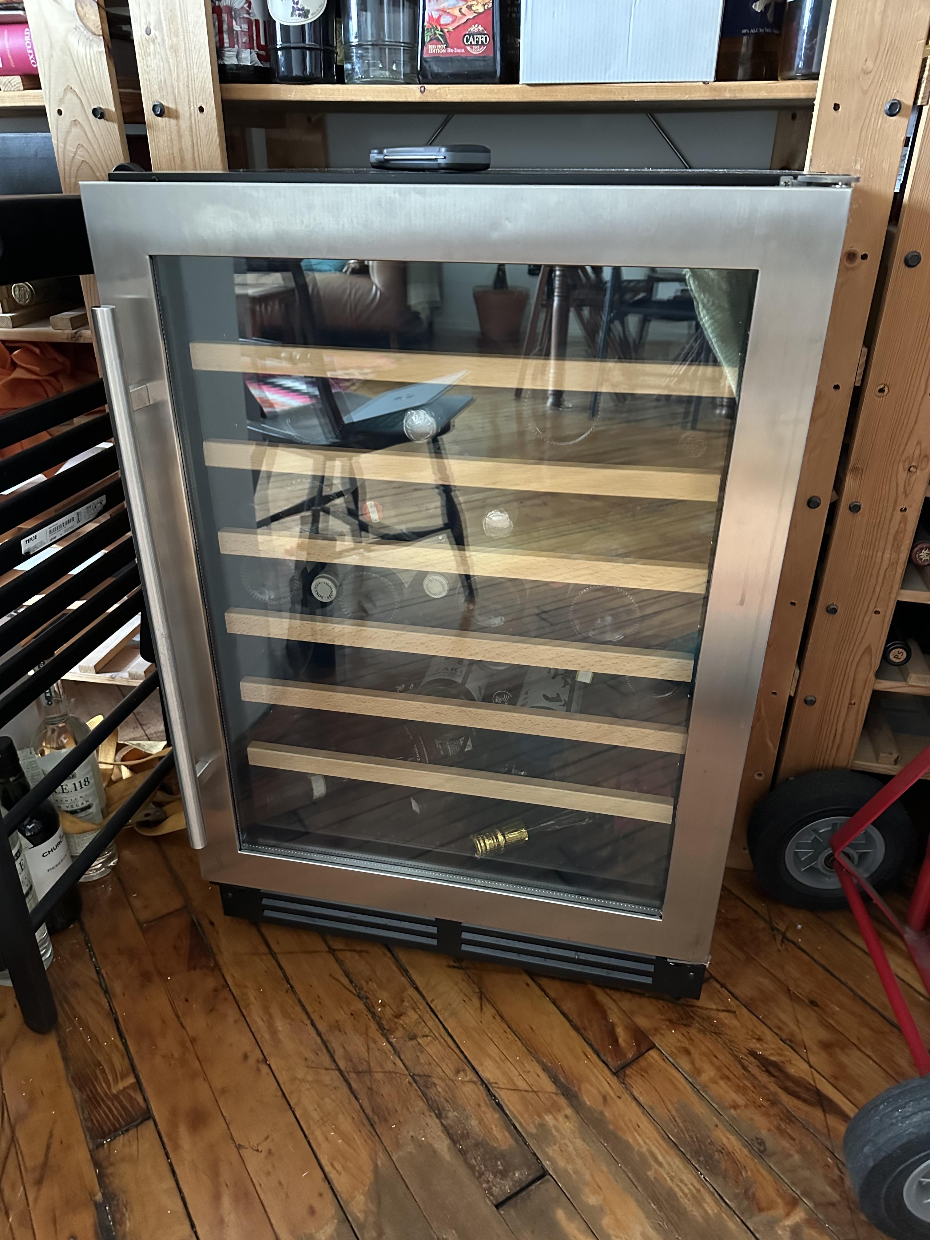 Image 1 of 1