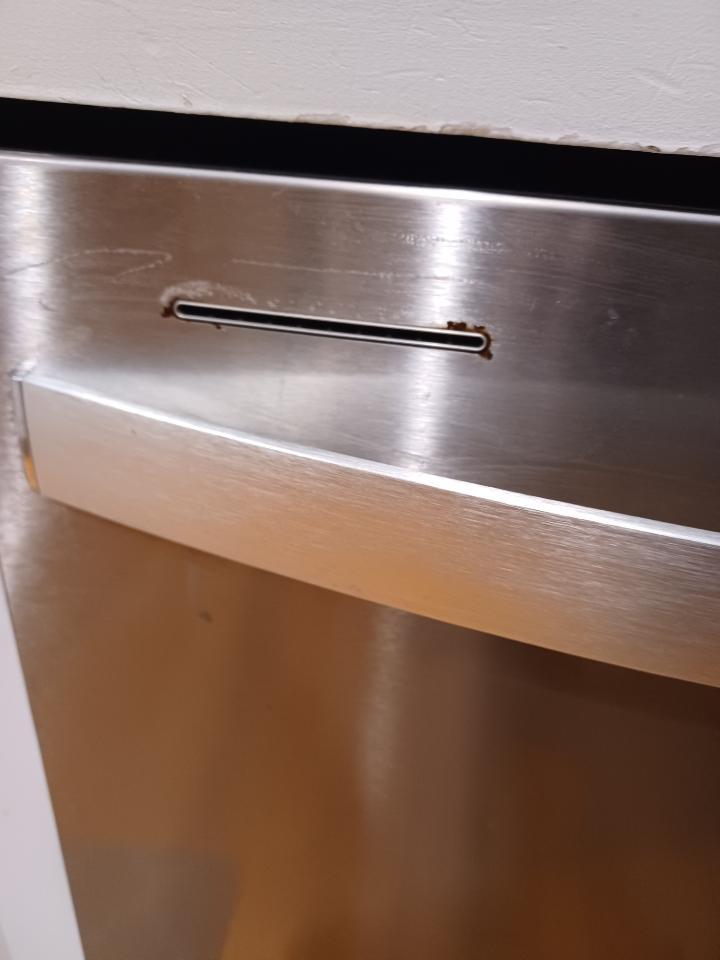 Image 2 of 2