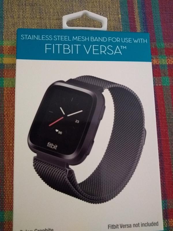 Designer Mesh Band for the Fitbit Versa/Versa 2 in Rose Gold