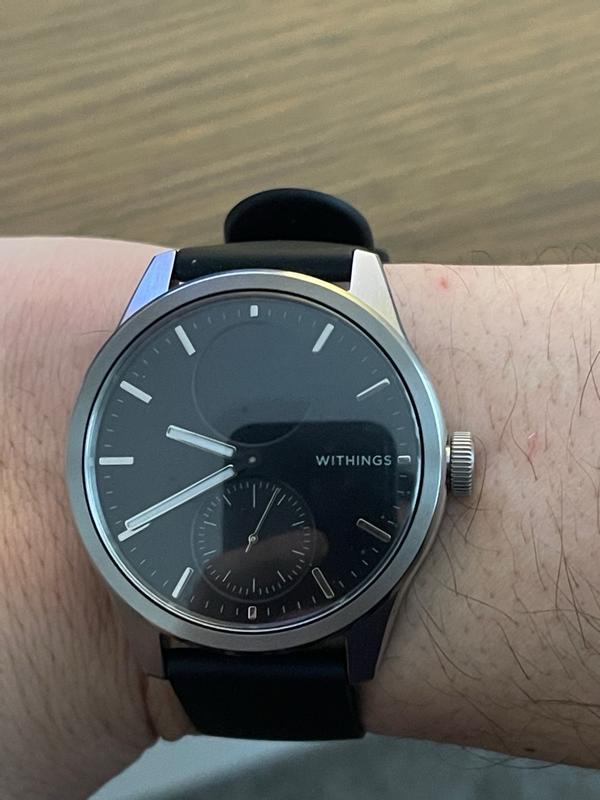Customer photo for "Great style but could be smarter"