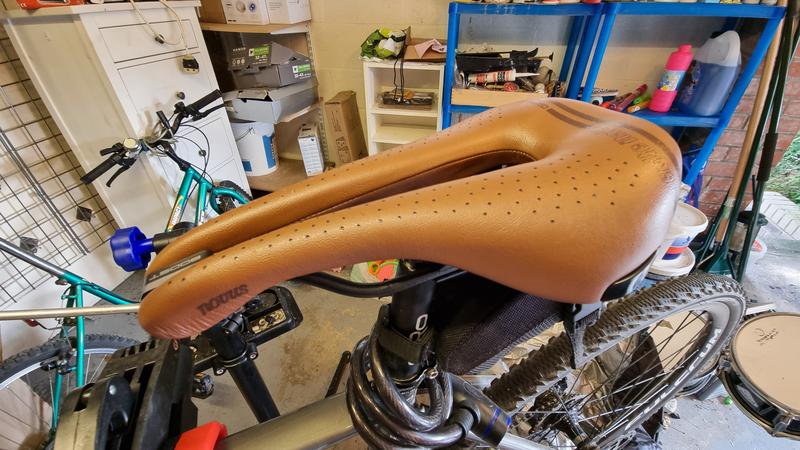 Selle Italia (セライタリア) - Novus Boost Gravel Heritage サドル