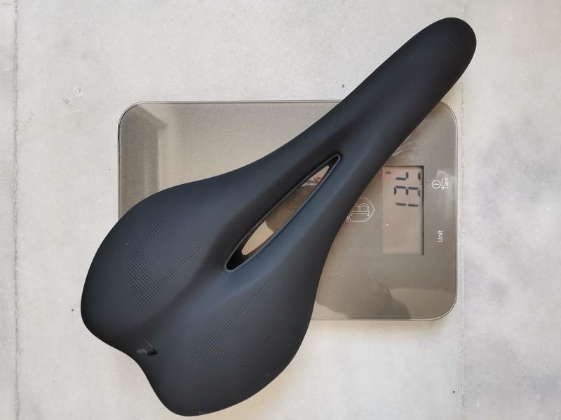 Prime Primavera Carbon Saddle | Wiggle