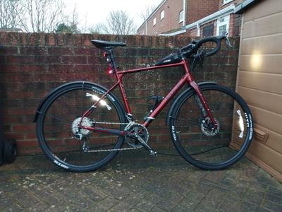fuji jari 2.1 gravel bike