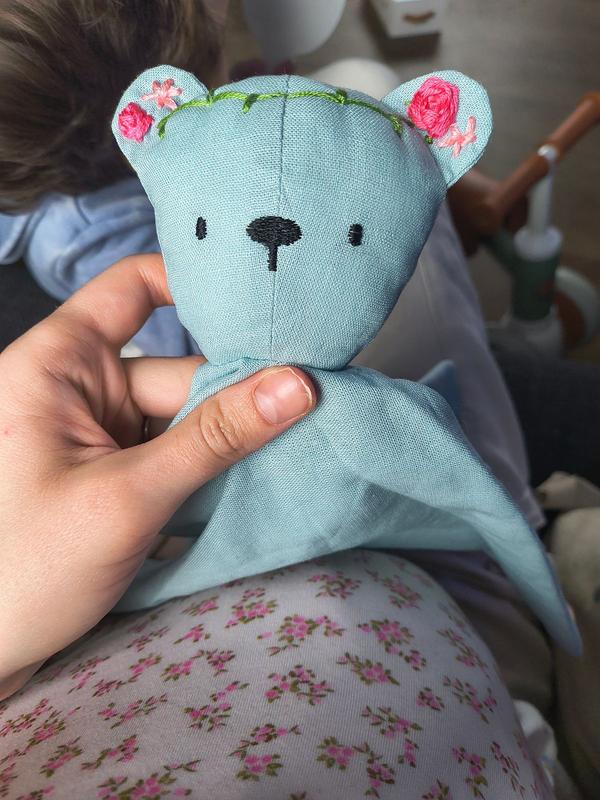 Review Thumbnail Image 1 381356073