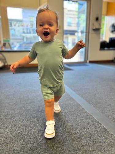 Review Thumbnail Image 0 353077180