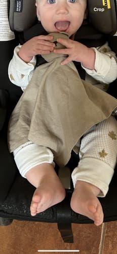 Review Thumbnail Image 0 353077030