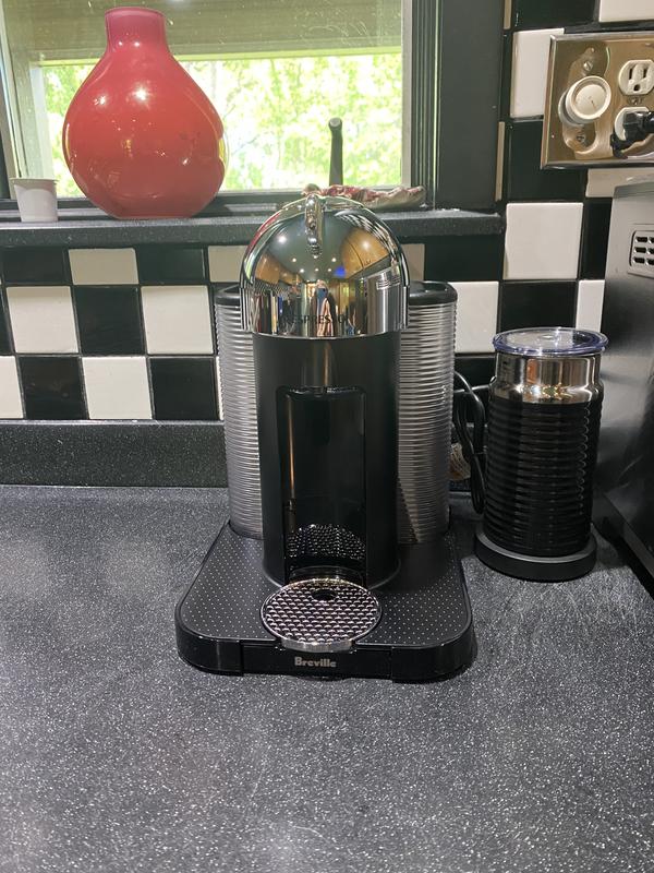 Nespresso VERTUO エスプレッソマシン Amazon.com: Nespresso Vertuo Coffee and Espresso Maker by Breville