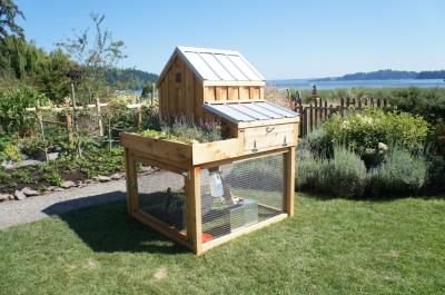 Cedar Chicken Coop Run With Planter