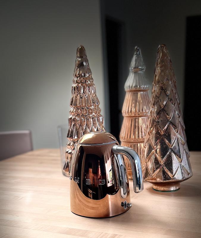 Breville rose gold kettle and sellers toaster
