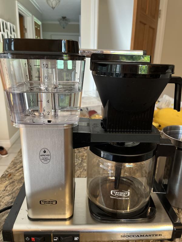 Shoppers are ditching their coffee makers for this machine that's 40% off  and can brew three styles, Thestreet