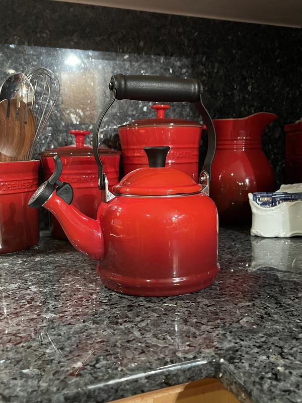Le creuset Harry Potter kettle, Furniture & Home Living