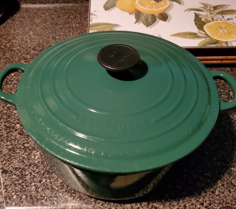 My Williams Sonoma Round Wide Dutch Oven, 6 3/4-Qt. in Lapis is here! In  store experience not great, but online perfect order. : r/LeCreuset