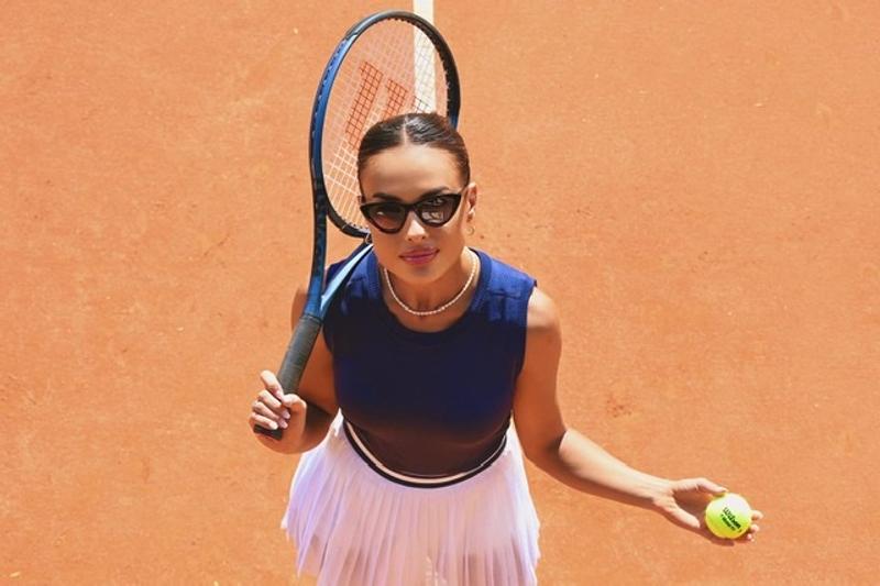 Ultra 100 V4 Tennis Racket | Wilson Sporting Goods Ultra 100 V4 Tennis Racket | Wilson Sporting Goods