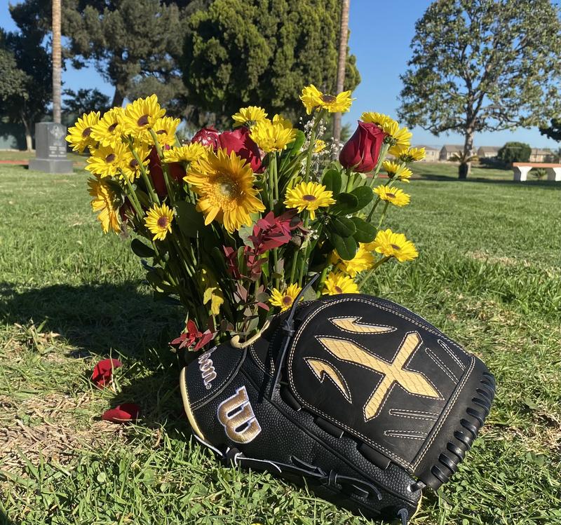2024 A2000 B23SS 12” Pitcher's Baseball Glove | Wilson