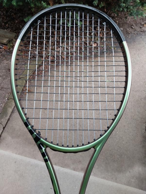 Blade Pro (16x19) v8 Tennis Racket | Wilson Sporting Goods