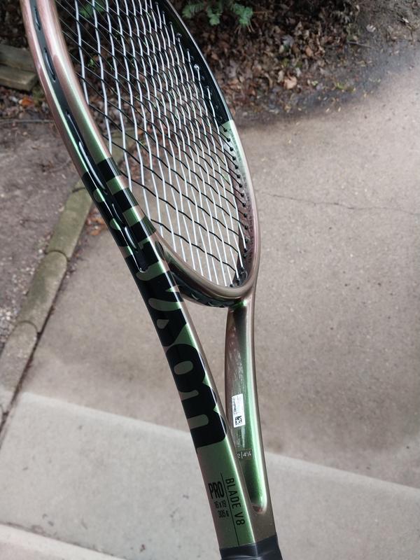 Blade Pro (16x19) v8 Tennis Racket | Wilson Sporting Goods