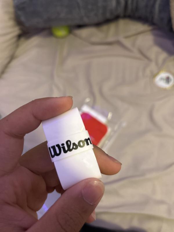 Grips really easy to apply and last long