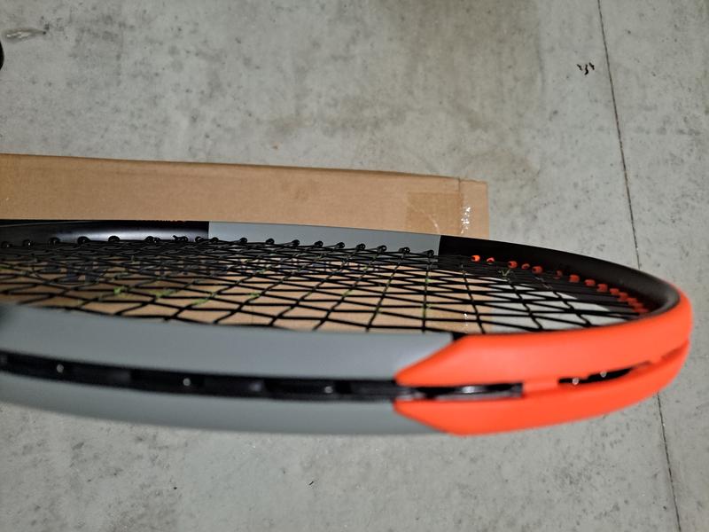 Burn 100S v4 Tennis Racket | Wilson Sporting Goods