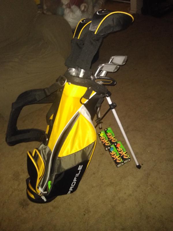 wilson profile jgi junior complete golf set