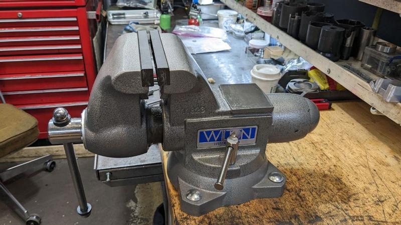 Wilton Tradesman 1765 Vise, 6.5in Jaw W, 4in Throat | Wilton Tools