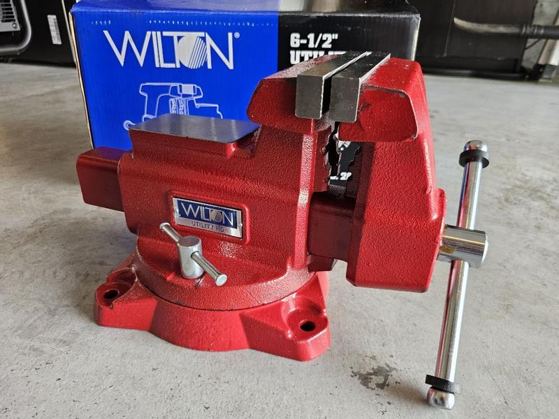 Wilton Util Swiv Bench Vise 6-1/2in Jaw W/4.25 Throat | Wilton Tools