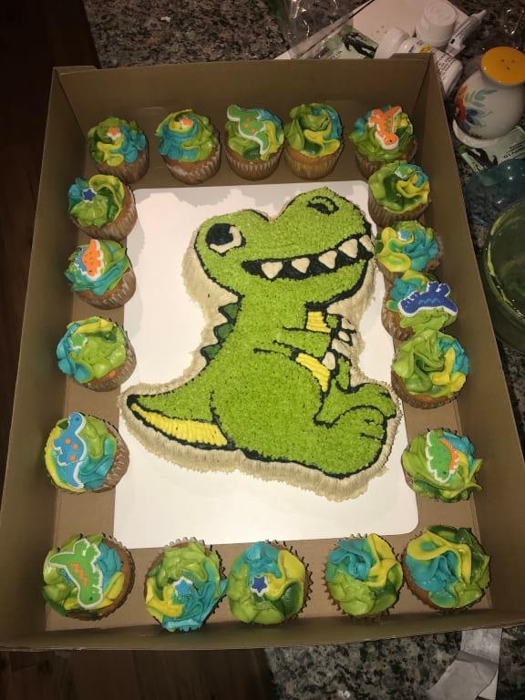 3d dinosaur cake pan best sale