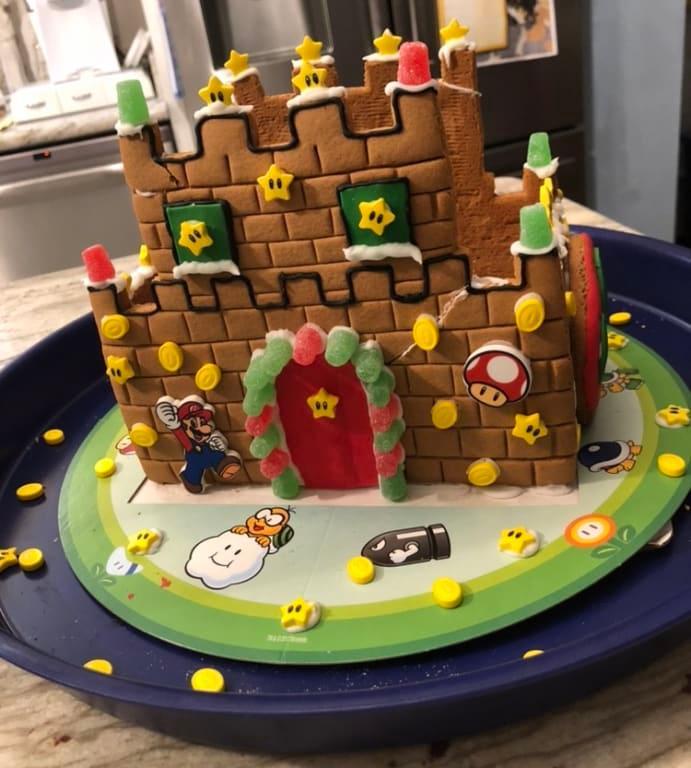 Super Mario Bros Gingerbread Castle Ready To Build Wilton 17 shops Pc Nintendo House