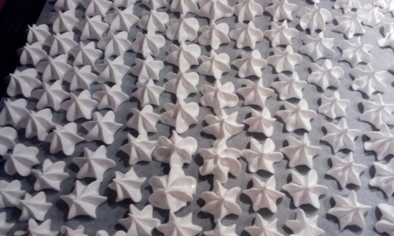 Royal icing stars