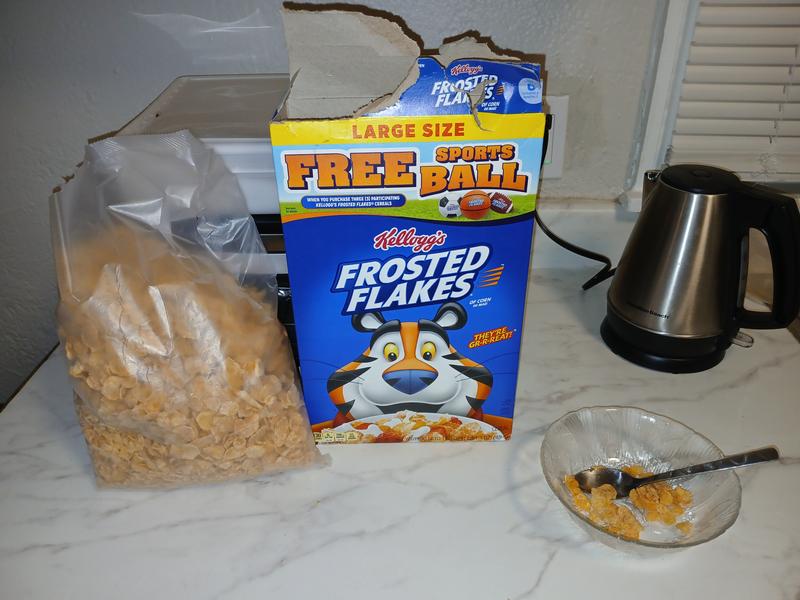 Kellogg's Frosted Flakes ボウルセット ケロッグ Kellogg's Frosted Flakes ボウルセット ケロッグ Amazon.co.jp