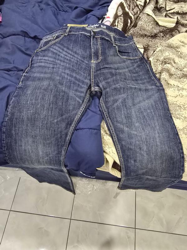 Customer photo for "Nice Jeans, Just a Little Too Slim for Me"