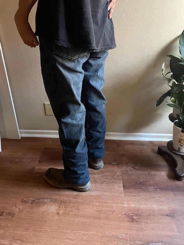 Customer photo for "Comfortable thin jeans."