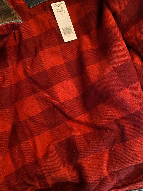 Received 12/3 with pulled flannel lining.