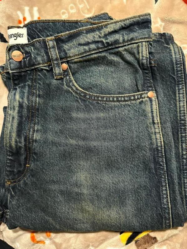 Review Thumbnail Image 0 363886941