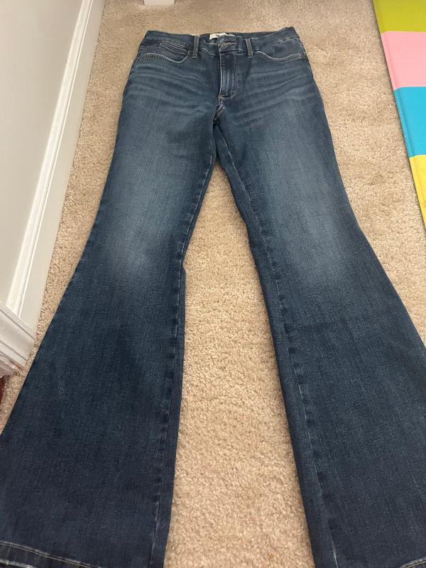 Customer photo for "Amazing jeans!"