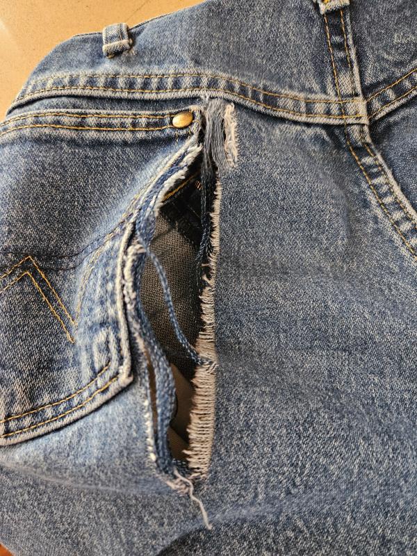 (6) new pair have done this on both sides of rear pockets