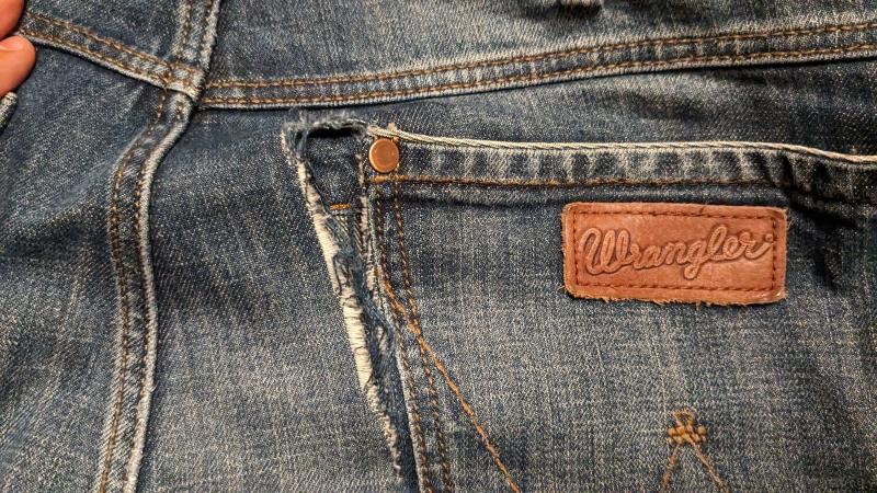 Poor Quality, wore twice only