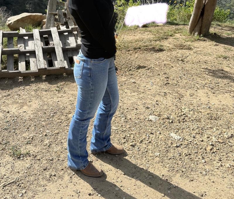 Review Thumbnail Image 0 379580229