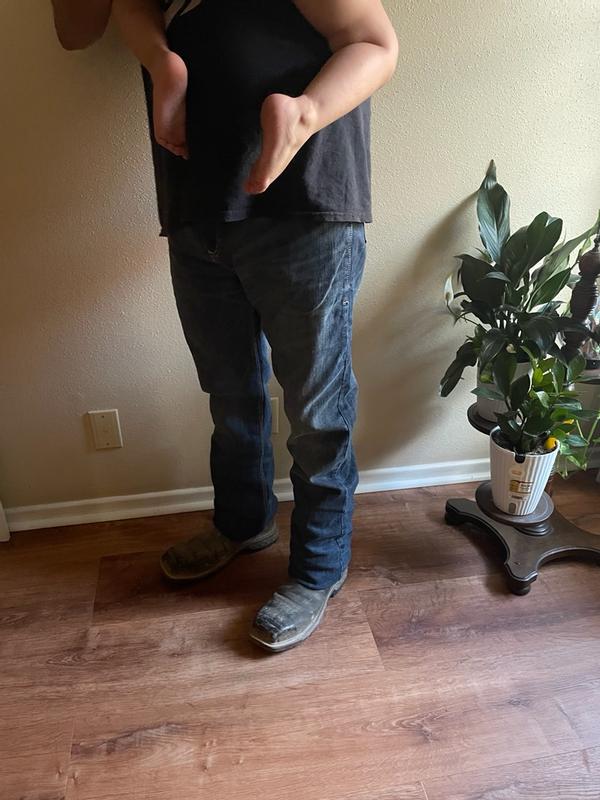 Customer photo for "Comfortable thin jeans."
