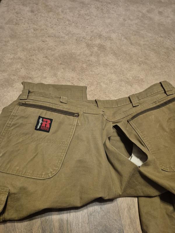 Received on November 8, 2025.  On January 26, 2026 they have a massive rip.