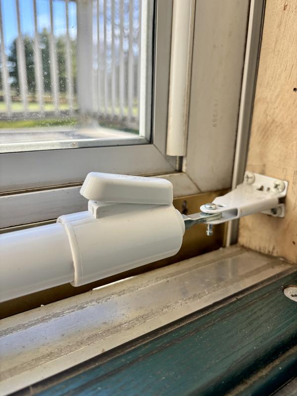 Standard Duty Pneumatic Screen and Storm Door Closer with EZ-HOLD