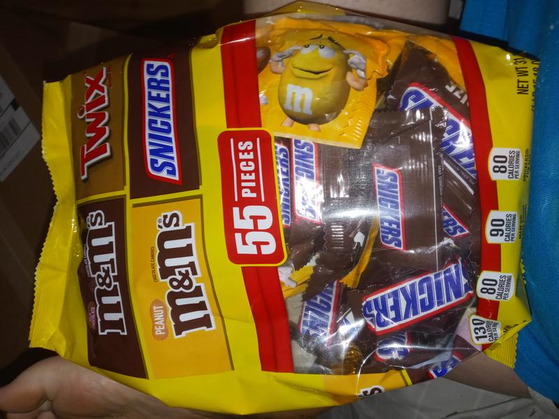 Customer Reviews: M&M'S & Snickers Peanut & Peanut Butter Assorted Bulk  Chocolate Halloween Candy, 50 ct, 25.91 oz - CVS Pharmacy