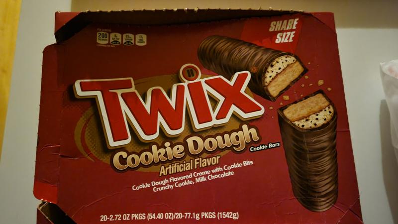 Twix - Chocolat biscuit nappage au caramel enrobé de chocolat au lait (10  pièces), Delivery Near You