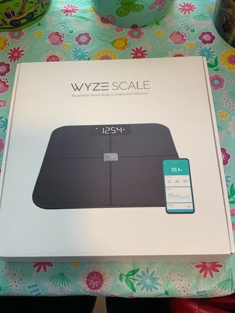 Unboxing the new Wyze Scale X 